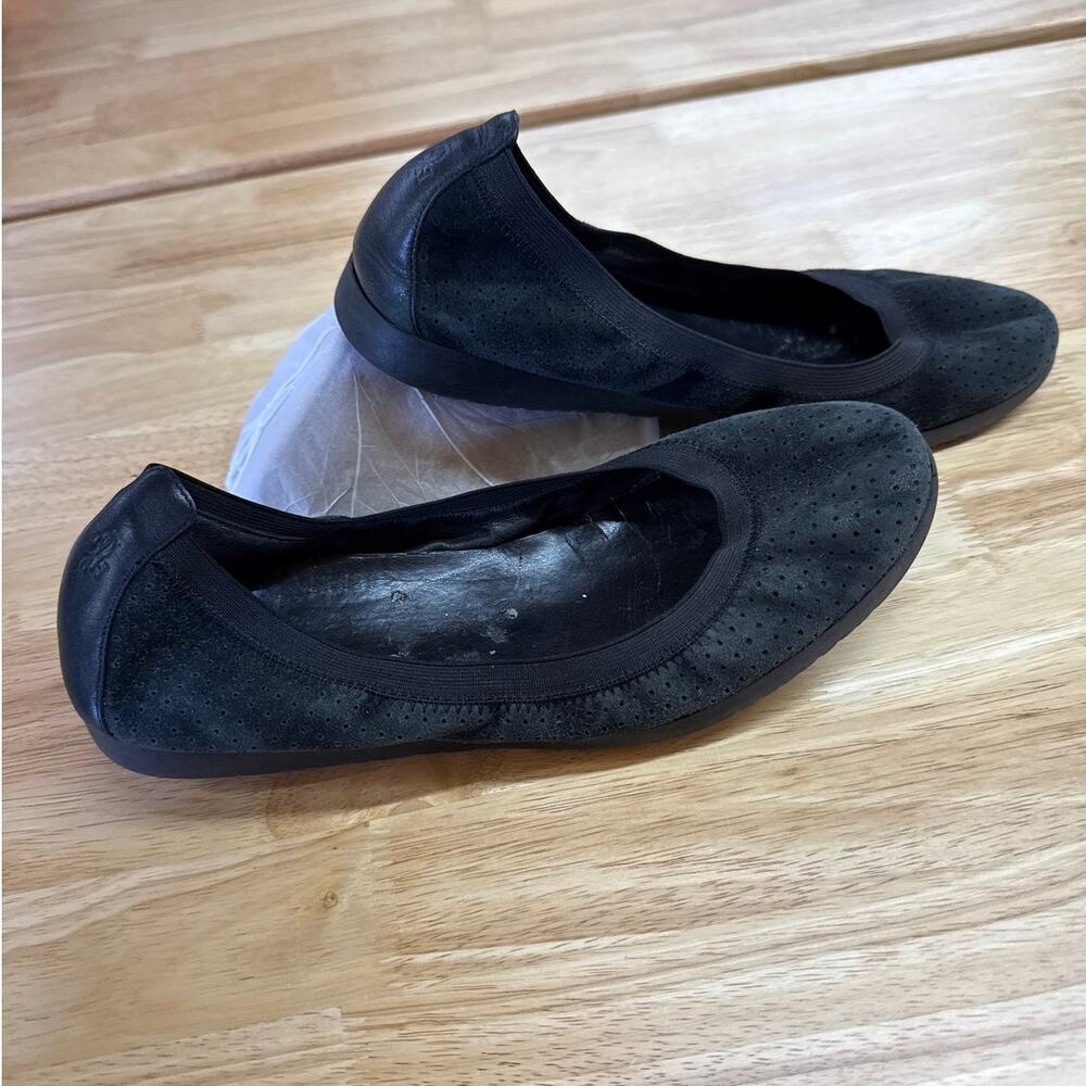 Cole Haan Black Suede Ballerina Flats Size 8